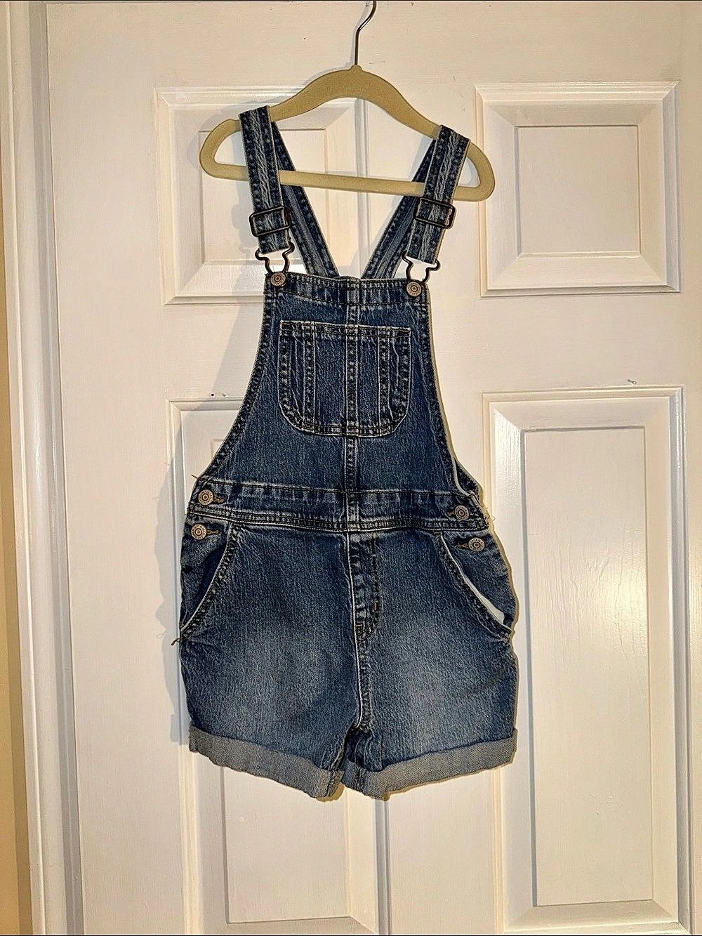 Cat & Jack Denim Overall Shorts- Size Medium
